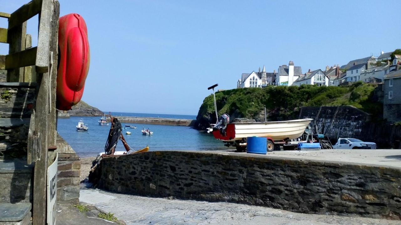 The White Cottage B&B Saint Teath Exterior foto
